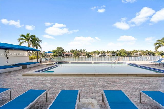 5750 Collins Ave 15E, Miami Beach, FL 33140