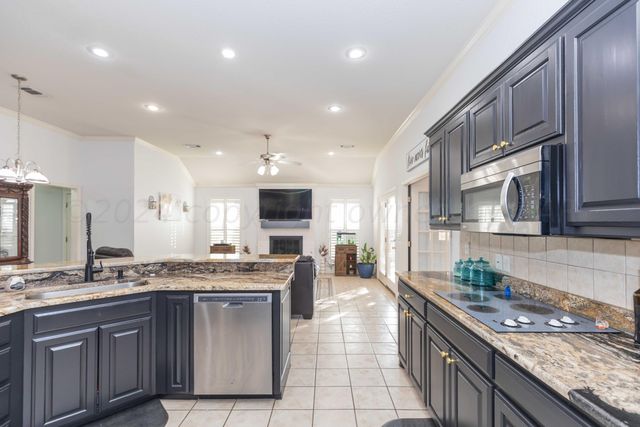 2408 DRAKE ELM Place, Amarillo, TX 79124