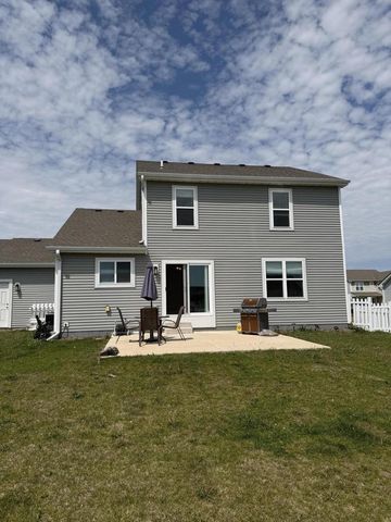1933 Cheshire DRIVE, Union Grove, WI 53182