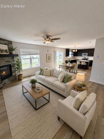 1933 Cheshire DRIVE, Union Grove, WI 53182