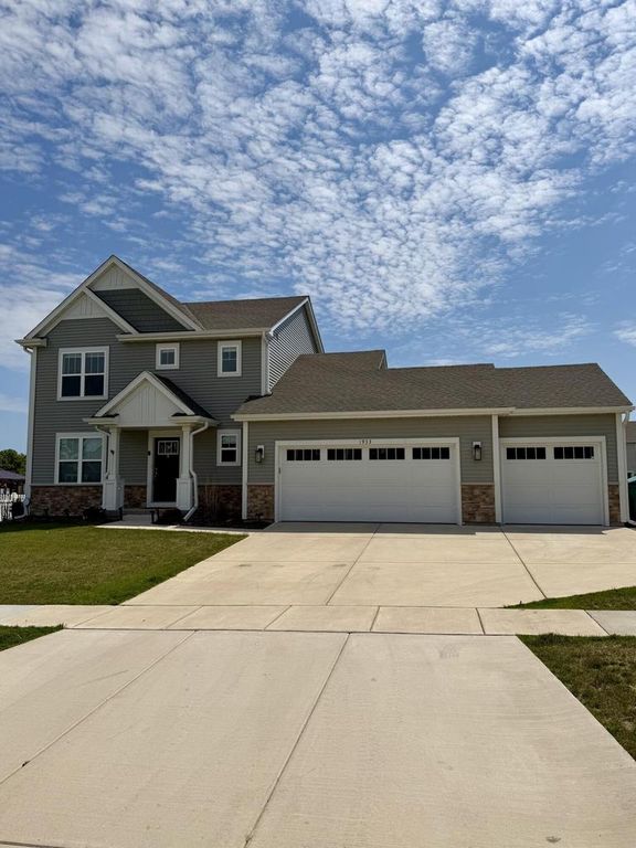 1933 Cheshire DRIVE, Union Grove, WI 53182