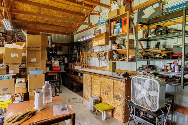 10911 E LAUREL Rd, Elk, WA 99009