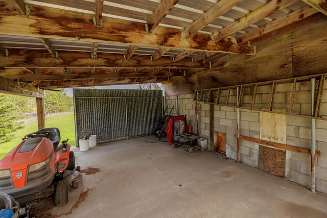 10911 E LAUREL Rd, Elk, WA 99009