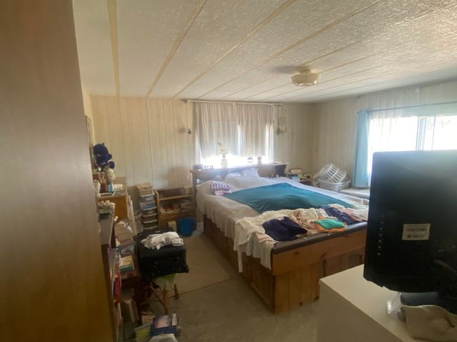10911 E LAUREL Rd, Elk, WA 99009
