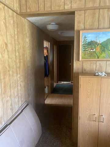 10911 E LAUREL Rd, Elk, WA 99009