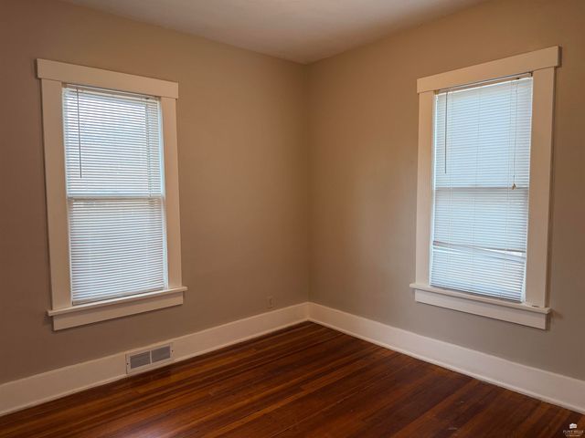 1504 Colorado Street, Manhattan, KS 66502