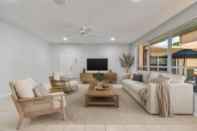 4831 S Classical Boulevard, Delray Beach, FL 33445