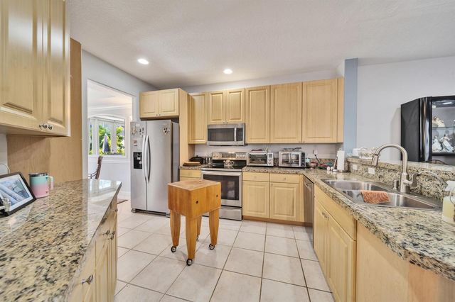 4831 S Classical Boulevard, Delray Beach, FL 33445