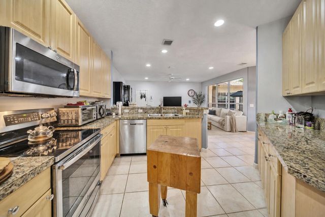 4831 S Classical Boulevard, Delray Beach, FL 33445