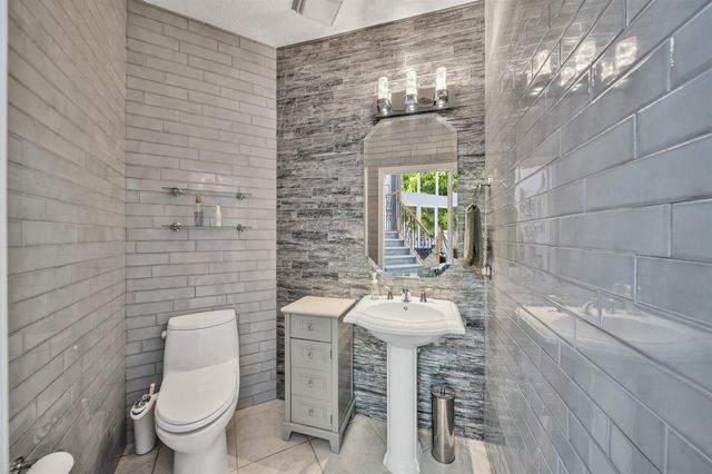4831 S Classical Boulevard, Delray Beach, FL 33445