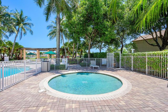 4831 S Classical Boulevard, Delray Beach, FL 33445