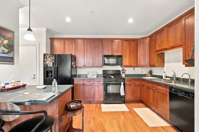 40 Prairie Park Drive 312, Wheeling, IL 60090