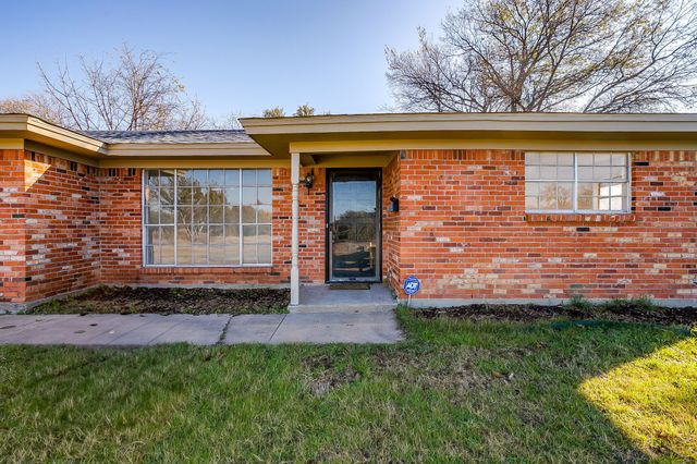 7325 Trimble Drive, Fort Worth, TX 76134