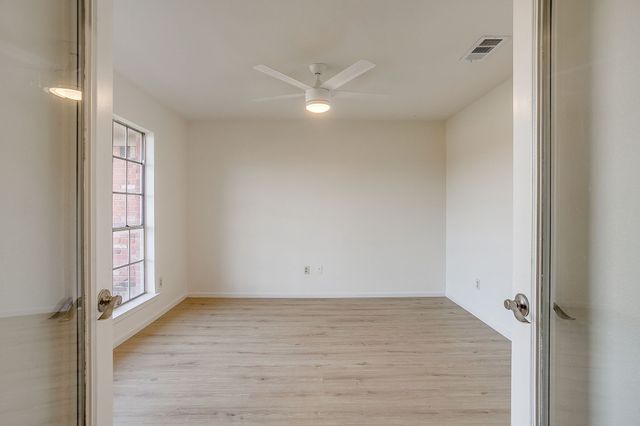 7325 Trimble Drive, Fort Worth, TX 76134