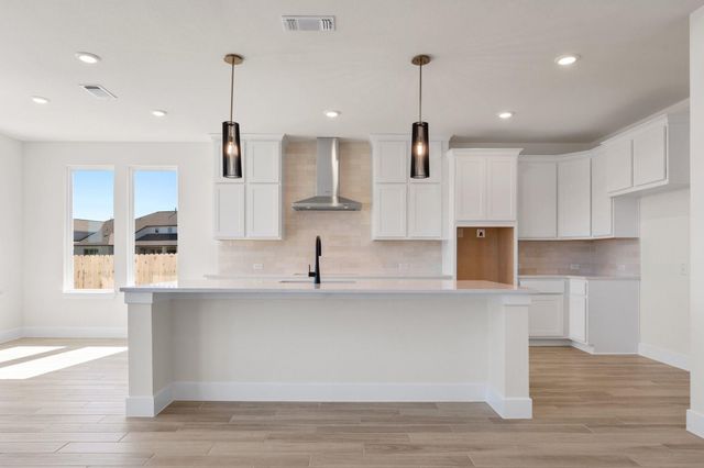 409 Lightstone DR, Georgetown, TX 78633