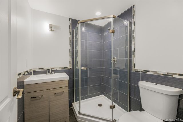 3067 Williamsbridge Road, Bronx, NY 10467