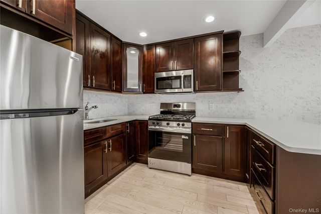 3067 Williamsbridge Road, Bronx, NY 10467