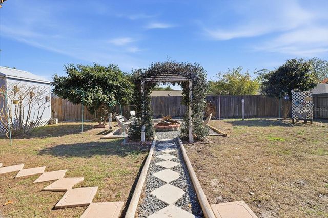 7473 HEMLOCK ROAD, Ocala, FL 34472