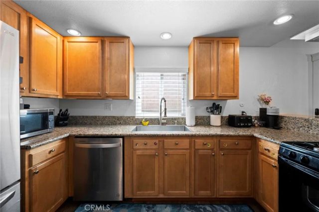 6141 Bluffwood Drive, Riverside, CA 92506