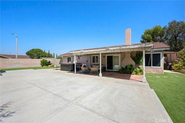 6141 Bluffwood Drive, Riverside, CA 92506