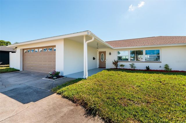 9773 1ST STREET NE, St Petersburg, FL 33702