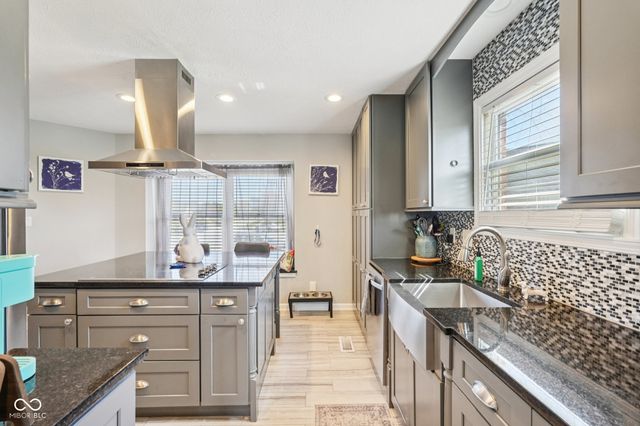 5339 Heritage Lane, Greenwood, IN 46142