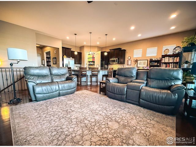 2083 Vineyard Dr, Windsor, CO 80550