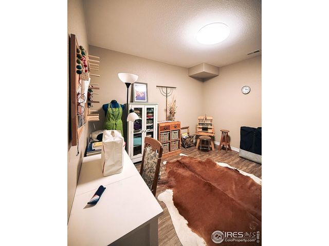 2083 Vineyard Dr, Windsor, CO 80550