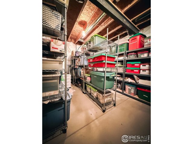 2083 Vineyard Dr, Windsor, CO 80550