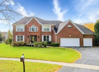 1657 Flagstone Drive, Crystal Lake, IL 60014