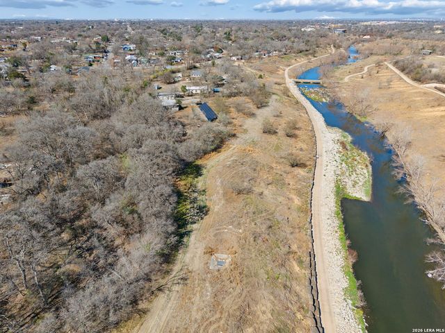 4526 Sierra, San Antonio, TX 78214