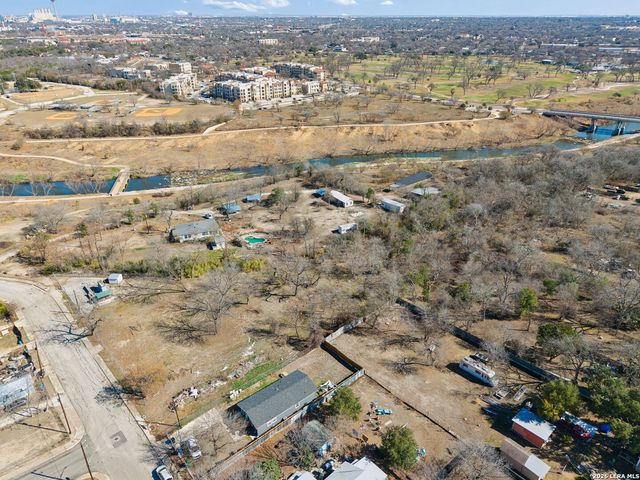 4526 Sierra, San Antonio, TX 78214