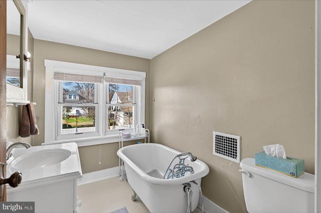 34 GIRARD AVE, Lancaster, PA 17603