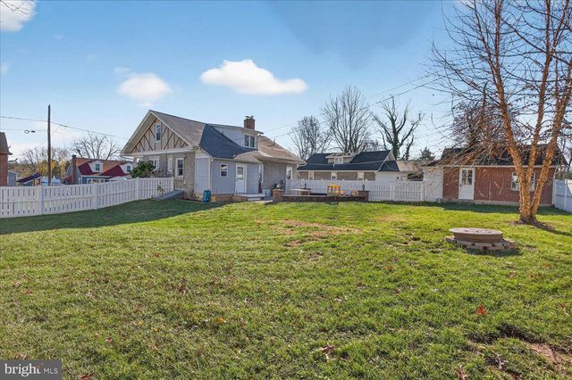 34 GIRARD AVE, Lancaster, PA 17603