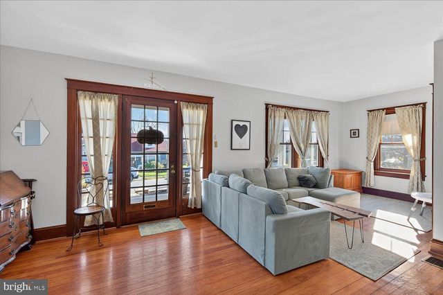 34 GIRARD AVE, Lancaster, PA 17603