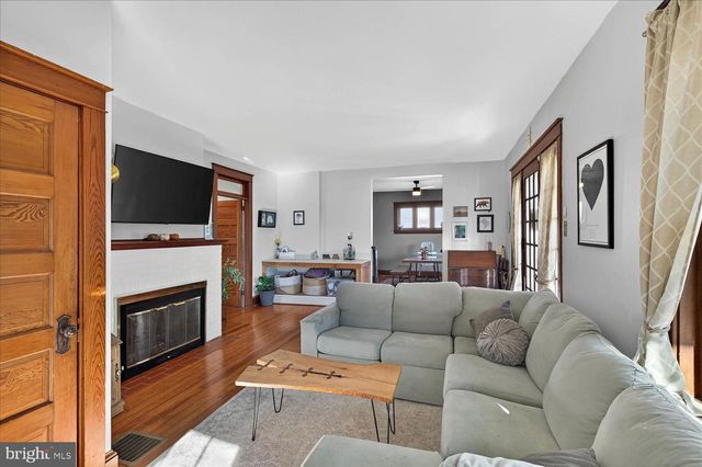 34 GIRARD AVE, Lancaster, PA 17603