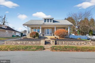 34 GIRARD AVE, Lancaster, PA 17603