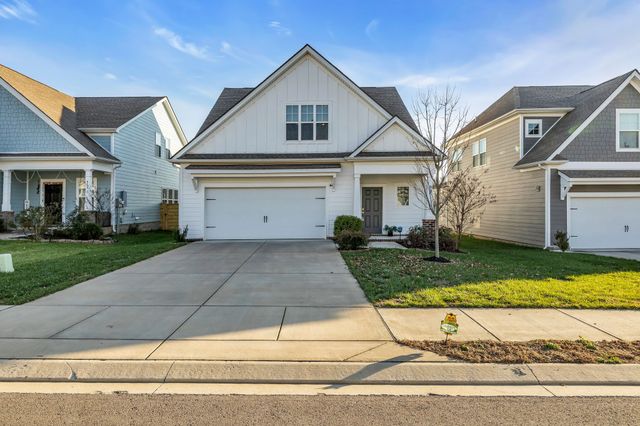 6737 Walsham Dr, Smyrna, TN 37167