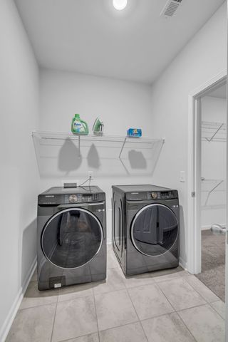 6737 Walsham Dr, Smyrna, TN 37167