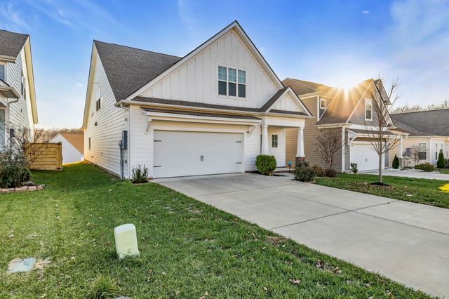 6737 Walsham Dr, Smyrna, TN 37167