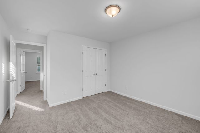 6737 Walsham Dr, Smyrna, TN 37167