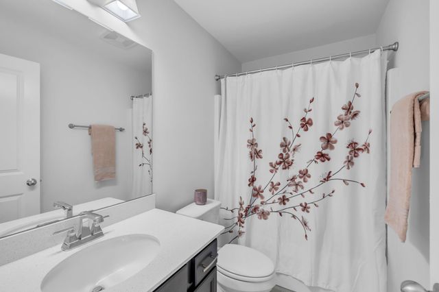 6737 Walsham Dr, Smyrna, TN 37167