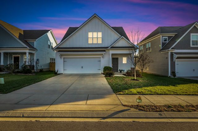 6737 Walsham Dr, Smyrna, TN 37167