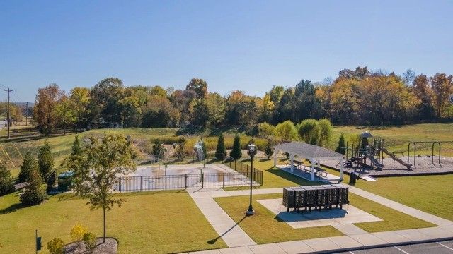 6737 Walsham Dr, Smyrna, TN 37167