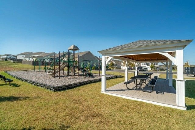 6737 Walsham Dr, Smyrna, TN 37167