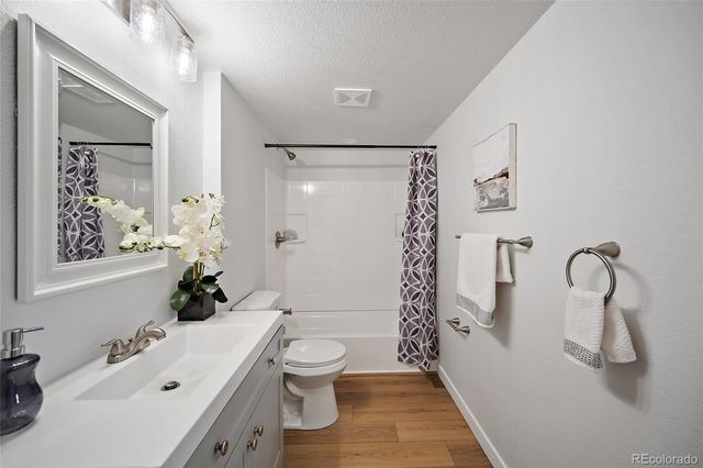 935 War Eagle Drive, Colorado Springs, CO 80919