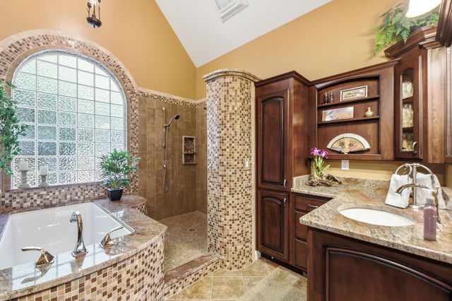 7115 River Run Drive, Chattanooga, TN 37416