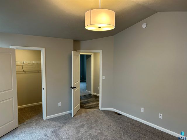901 Estate St Street, Harrisburg, SD 57032