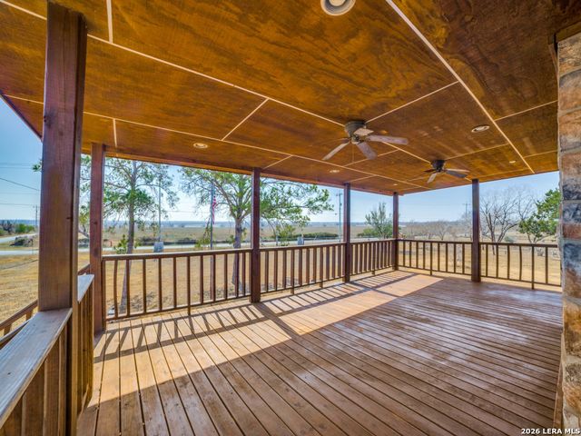 6953 Von Ormy Rd, Von Ormy, TX 78073