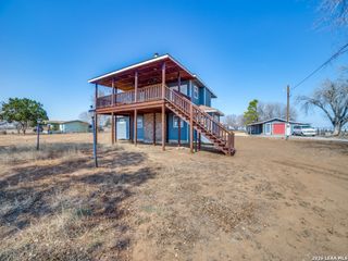 6953 Von Ormy Rd, Von Ormy, TX 78073
